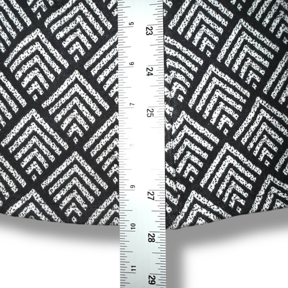 NIC+ZOE Geometric Peplum Sleeveless Blouse - XL Black/ White - Picture 11 of 11